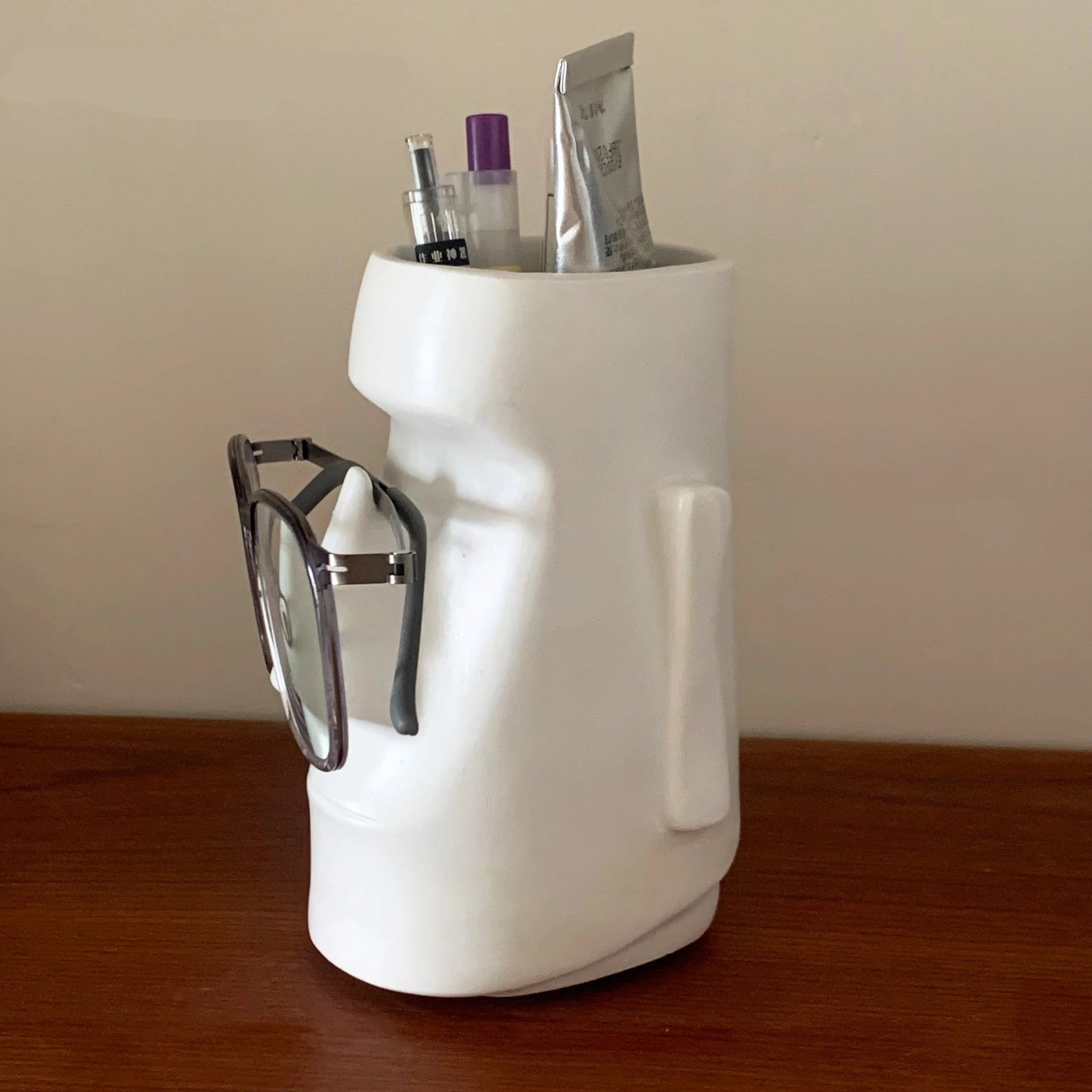 MoaiMate Multi-Use Desk Sculpture for Stationery, Spectacles & Brushes