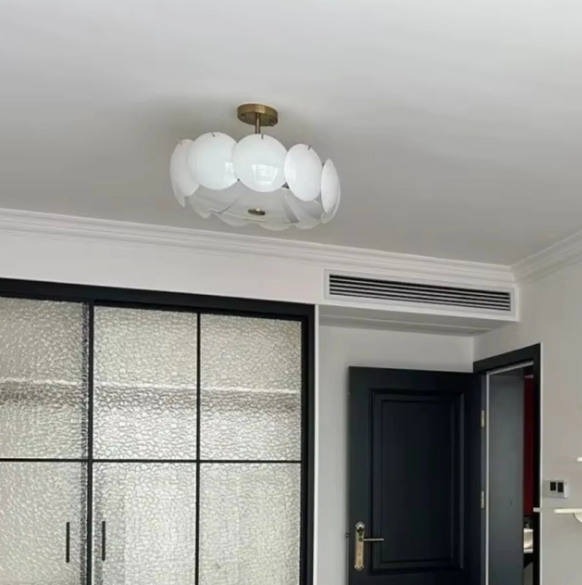 Semi flush light