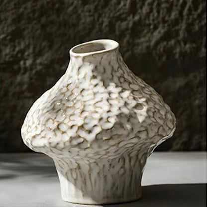 Textured ceramic vase 