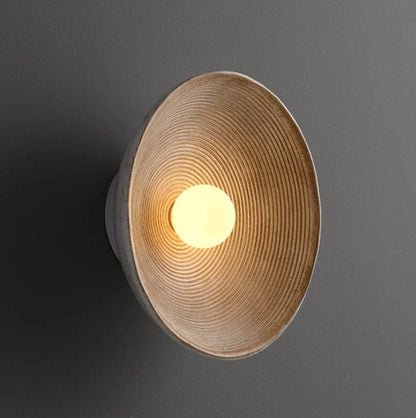round ribbed wall light